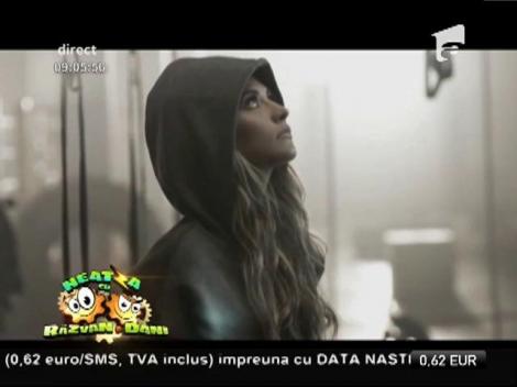 Antonia: "Dream about my face"