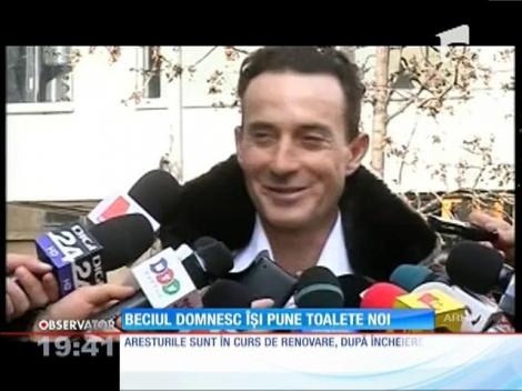 Vești bune pentru vedetele din Arestul Central. Se schimbă WC-urile şi duşurile