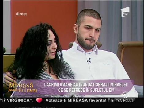 Lacrimi amare pe obrajii Mihaelei! Motivul este sora ei