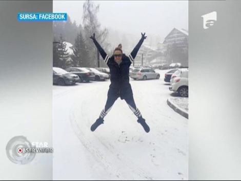 Zăpada le-a adus bucurie vedetelor