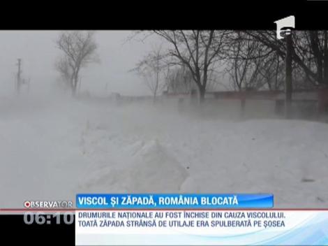 Viscol și zăpadă, România blocată