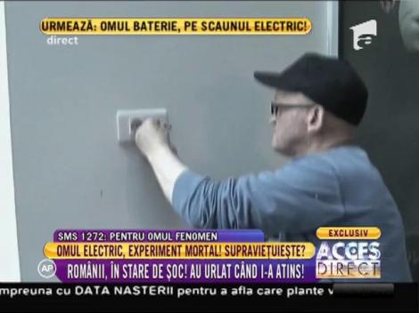 A electrocutat zeci de oameni cu o simplă atingere, iar aceștia au rămas muți de uimire! Biba Struja, singurul om baterie din lume, a făcut show într-un mall