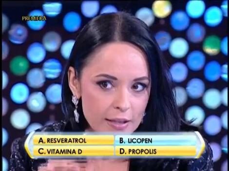 Andreea Marin şi Simona Gherghe versus blonda supremă