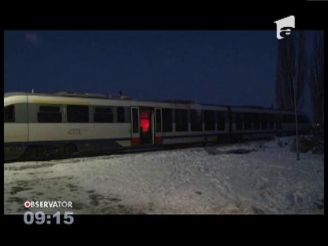 Tren de pasageri cuprins de flăcări