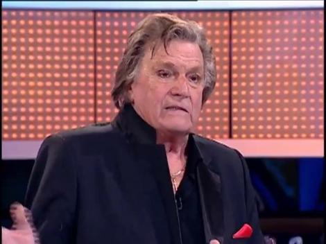 Rândul 2: "Care dintre următoarele lucrări este opera lui Henrik Ibsen"?