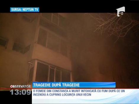 O bătrână a murit intoxicată cu fum după ce un incendiu a cuprins locuinţa unui vecin