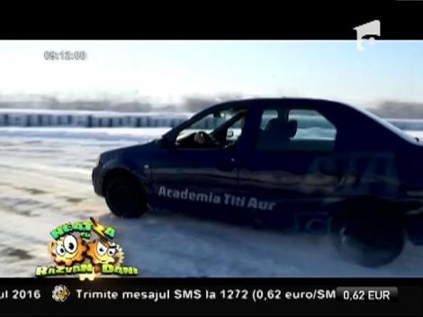Titi Aur ne învaţă cum să conducem pe zăpadă