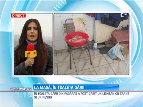 În toaleta gării din Făgăraş a fost găsit un lighean cu carne şi un reşou
