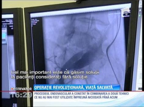 Operație în premieră mondială la o clinică din Sibiu