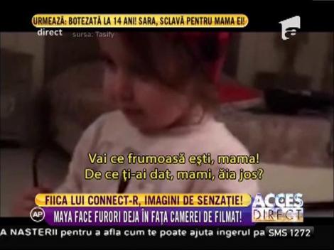 Fiica lui Connect-R este îndrăgostită de aparatul foto!