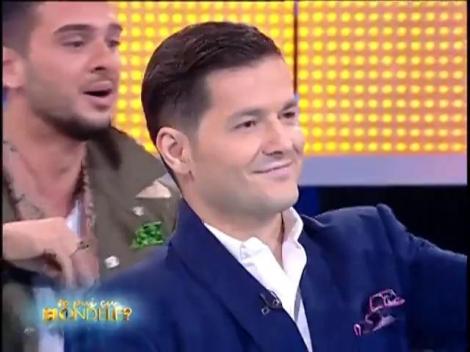 Există 120 de mii de moduri de a face nod la cravată