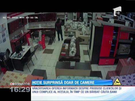VIDEO: Camerele de supravegheat au surprins totul. Doi români au furat aproape 7.000 de lei, în doar câteva minute