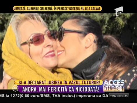 Andra și-a declarat iubirea în văzul tuturor