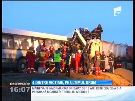 4 dintre victimele carnagiului de pe centura Ploieștiului, conduse pe ultimul drum