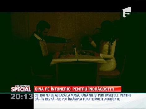 SPECIAL! Olivia Păunescu şi Valentin Butnaru au luat cina "pe întuneric"