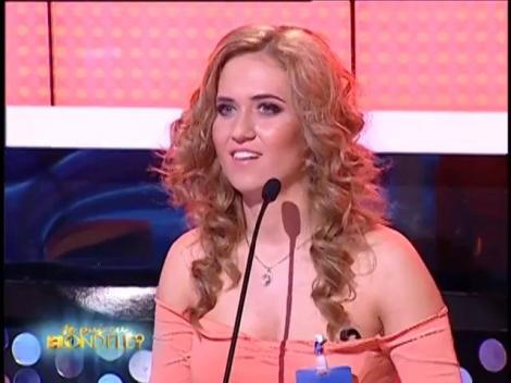 Ce cuvânt lipsește din următoarea poezie?