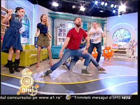Pipinu dansează demențial! Momentul pe care nu trebuie să-l ratezi pentru o dimineață perfectă