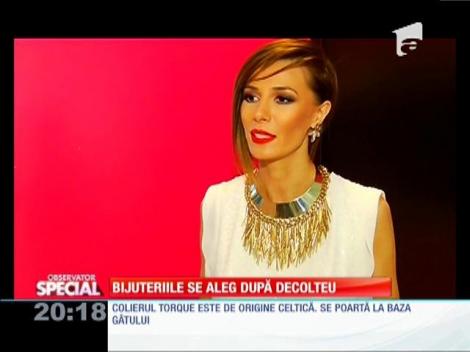 Special! Bijuteriile se aleg după decolteu