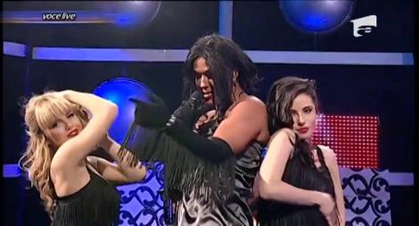 George nu mai e prinț, e... prințesă! Cu el pe tocuri de 12 centrimetri, Rihanna ar putea să-și ia vacanță