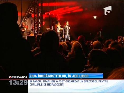 Bucureştenii au sărbătorit Ziua Îndrăgostiţilor în aer liber