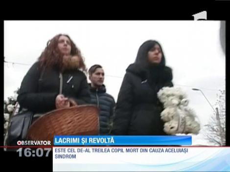 Cel de-al treilea copil mort după ce a fost diagnosticat cu sindromul hemolitic-uremic a fost înmormântat astăzi