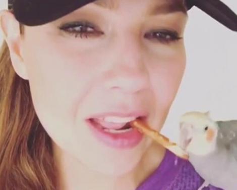 VIDEO amuzant! Filmuleţul care a strâns sute de mii de vizualizări. Iat-o pe Thalia în ipostaze inedite