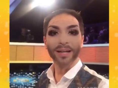 Gabriel Cotabiţă, Delia, şi Mihai Morar realizează un clip de promovare pentru emisiunea "Te pui cu blondele?"