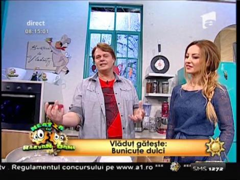 "Bunicuţe dulci", un preparat dulce acrişor, cu mere: Se face cât ai zice pește!