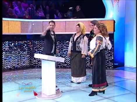 Rândul 3: "ce personaj din poveștile populare românești îi seamănă lui Nastratin Hogea în privința năzdrăvăniilor"?