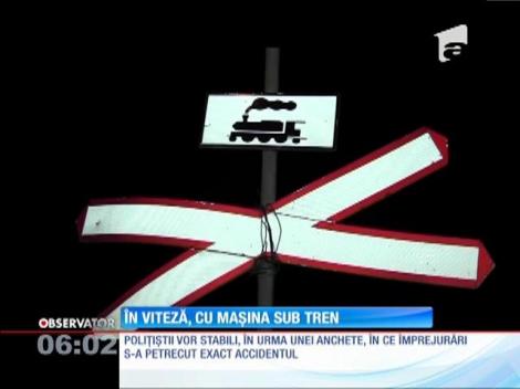 Un șofer din Dej a intrat cu mașina sub roțile unui tren