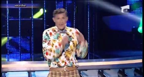 Liviu Teodorescu se transformă în Stromae - "Papaoutai"