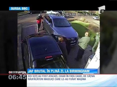 Doi soţi au fost atacaţi de niste hoţi de maşini, într-un oraş din Anglia