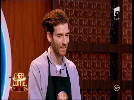 „Mămicăăă, nu am gustat în viața mea așa ceva”! Octavian Manole lucrat la un castel din Franța, acum a ajuns în echipa roșie alături de chef Scărlătescu!