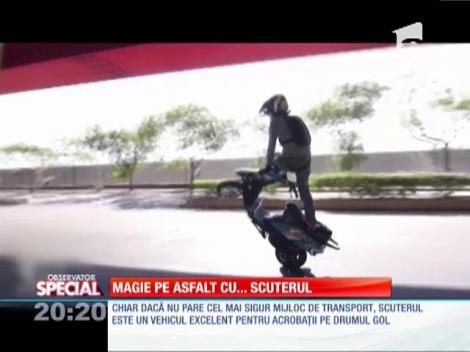 Special! Acrobaţii pe scuter