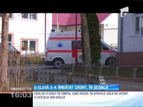 Aproape de comă alcoolică, în școală