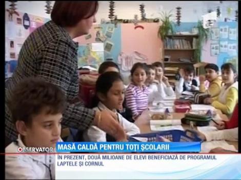 Ministrul Educaţiei se gândeşte la o schimbare de meniu - masă caldă pentru toți elevii!