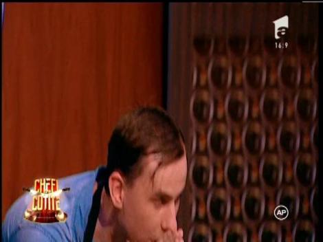 Vitalie i-a pus capac lui chef Florin Dumitrescu: &rdquo;Nu pot să gust. &Icirc;mi cer scuze!