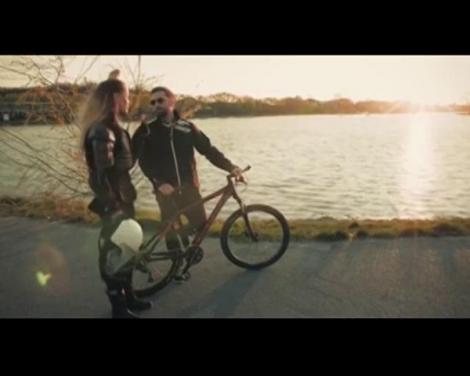 Cum a venit Flavia la cursul de mers pe bicileta! Dani i-a tr&acirc;ntit-o: "Pleacă de aici că ne violează pe am&acirc;ndoi!"