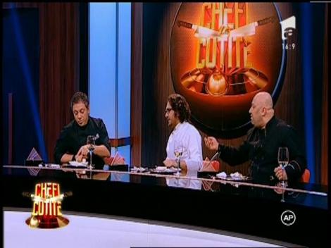 Cătălin Scarlatescu îi ceartă pe chefi