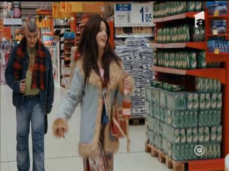 Narcisa şi Nicolae Guţă au mers la cumpărături! Vezi aici cum s-au descurcat!