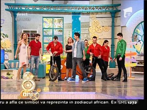 Ce băiat!!! Dani și-a demonstrat talentul de acrobat! A pedalat pe o singură roată!