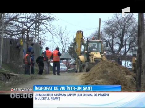 Un muncitor din Neamţ a fost îngropat de viu într-un şanţ