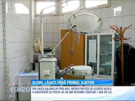 Elevii sunt lăsați fără primul ajutor din partea medicilor