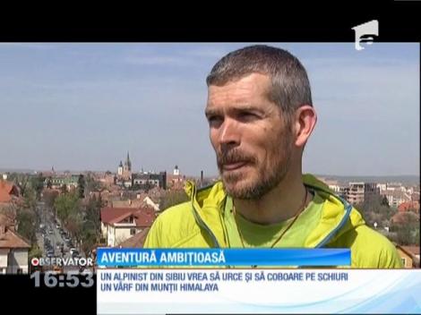 Un sibian vrea să urce și să coboare pe schiuri un vârf din Munții Himalaya