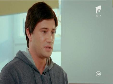 Lecție de „profesionalism”. Cea mai bună scuză a unui elev. Profesoara l-a iertat cu lacrimi în ochi!