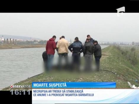 Cadavrul unui bărbat legat de mâini şi de picioare, găsit în râul Bistriţa