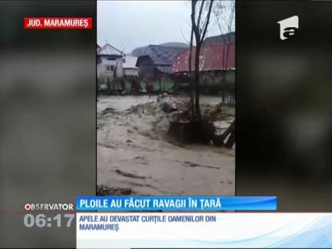 Ploile au făcut ravagii în mai multe judeţe din ţară
