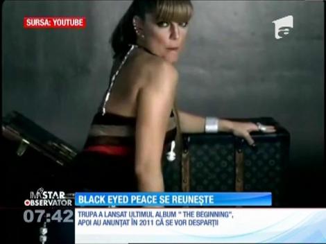 Formaţia Black Eyed Peas revine în lumina reflectoarelor