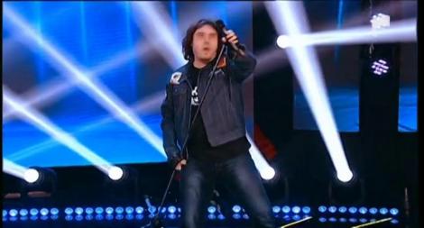 Bună seara, prieeeeeteeeeni! Alexandru Arnăutu sau Cristi Minculescu? Show de excepţie pe scena “iUmor”. ROCK-ul nu va muri niciodată