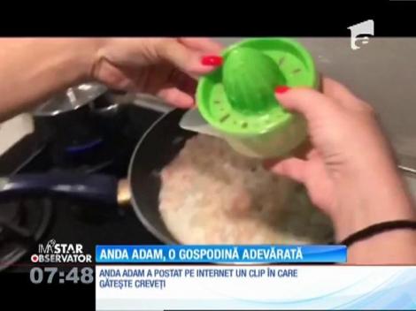 Anda Adam, artistă şi în bucătărie